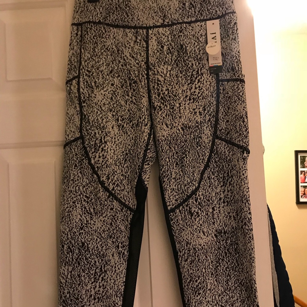 Capri workout pants Brand new with tags